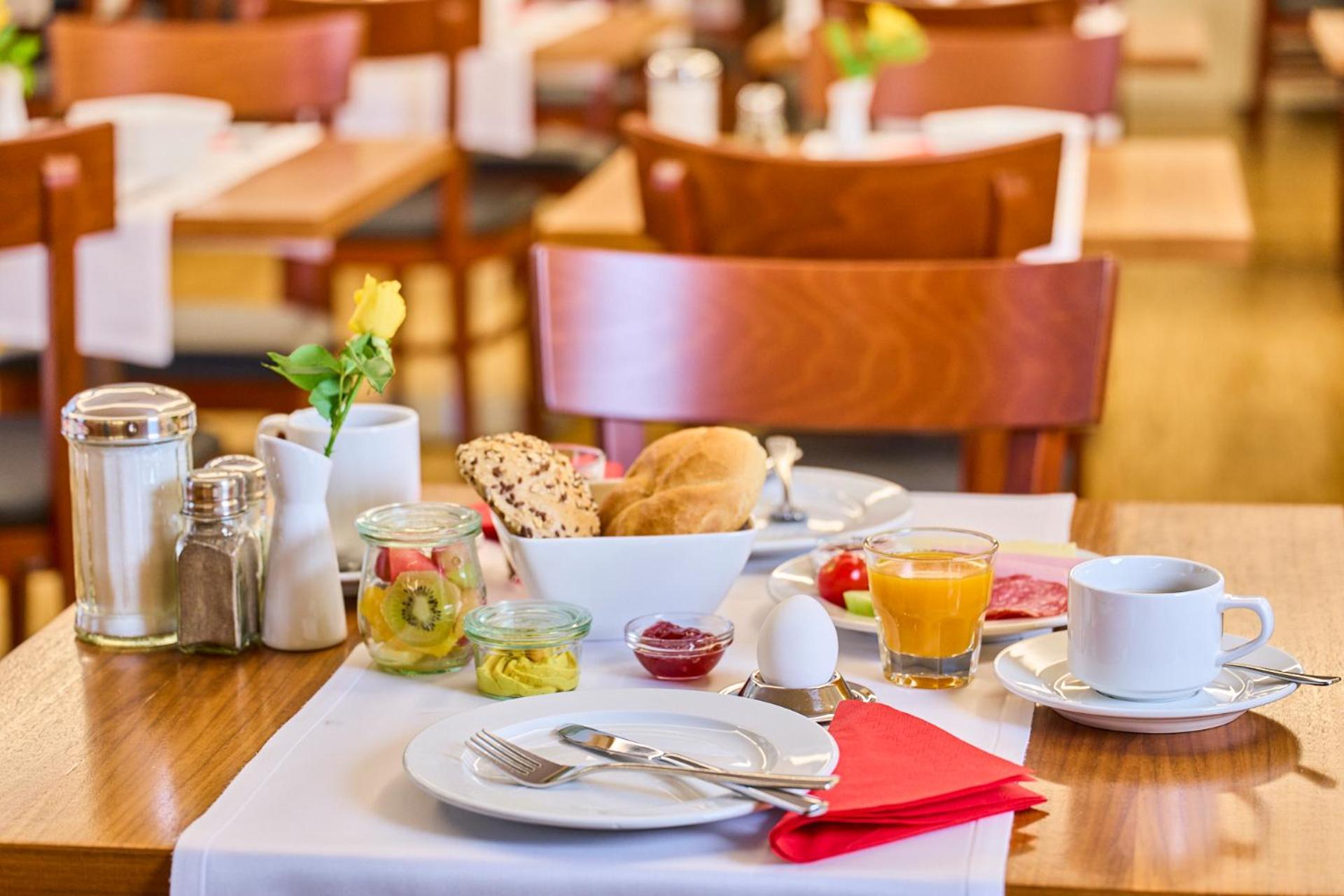 Hotel Apfelbaum Erding Ngoại thất bức ảnh