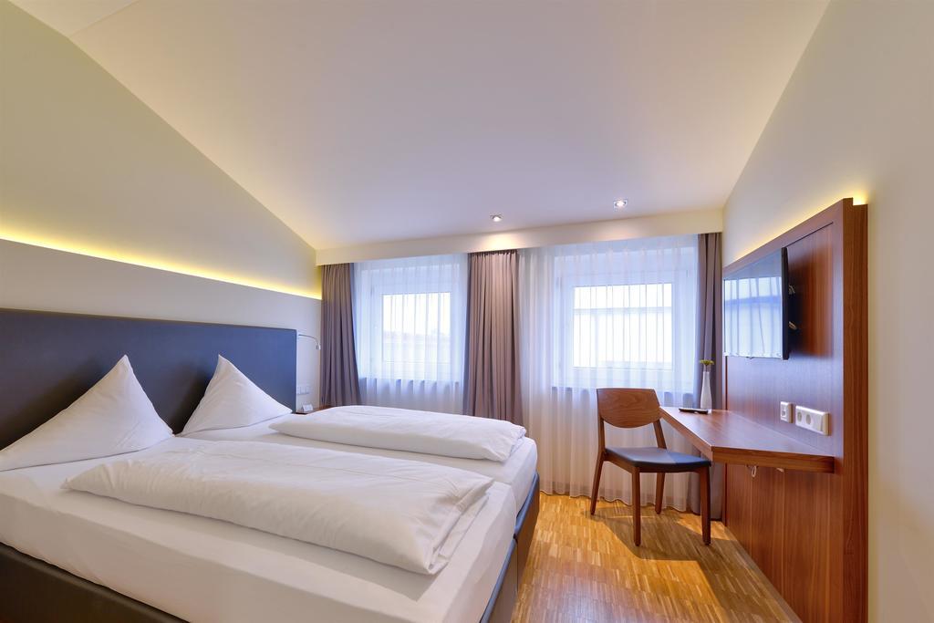 Hotel Apfelbaum Erding Ngoại thất bức ảnh